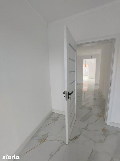 Casa finisata in Oncea ,toate utilita?ile, drum asfaltat!!! - 1