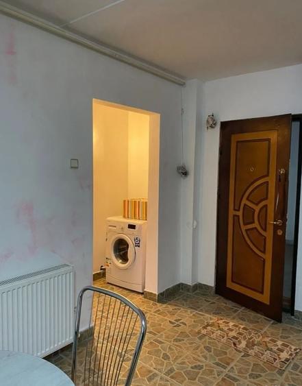 Apartament cu 2 camere decomandat, mobilat în Zorilor