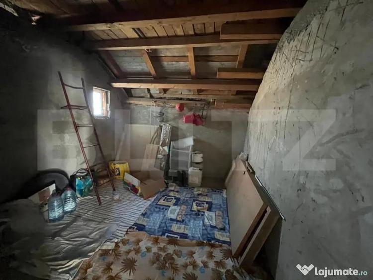 Casă cu 5 camere cu Teren 524 Mp în Popoveni