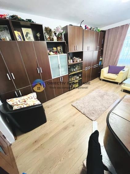 Apartament cu 4 camere decomandat, mobilat în Precista