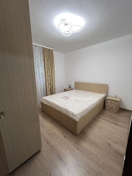 Apartament cu 2 camere decomandat în Runcu