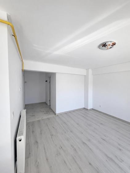 Garsonieră semidecomandată în Vișani