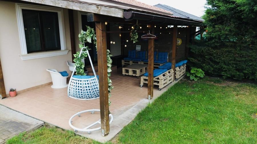 Casă individuală cu 3 camere cu Canalizare în Moșnița Nouă