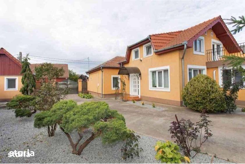 Casă cu 4 camere cu Teren 1130 Mp în Sântandrei