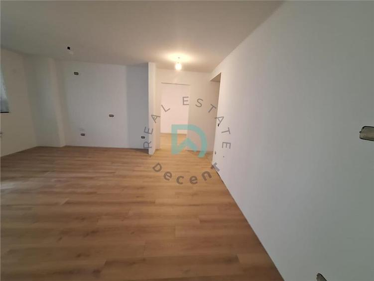 Apartament cu 2 camere semidecomandat în Tractorul