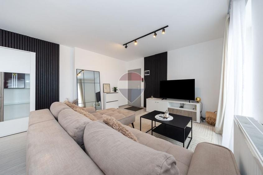 Apartament cu 2 camere semidecomandat, mobilat în Bartolomeu