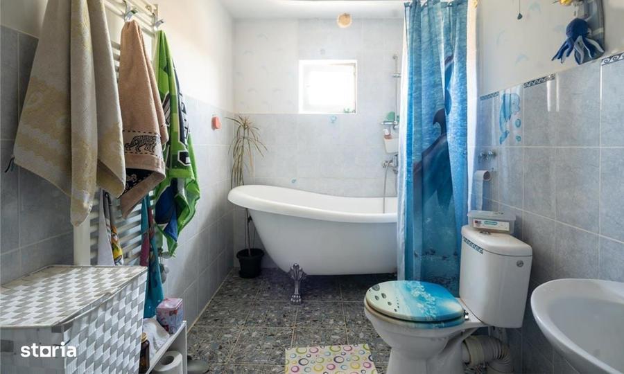 Casă cu 4 camere în Sălicea