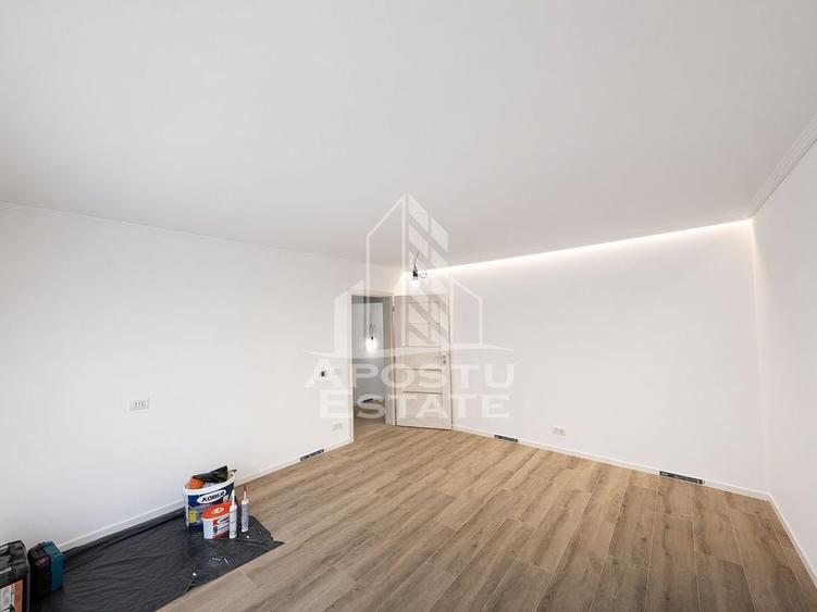 Apartament cu 3 camere decomandat în Dâmbovița