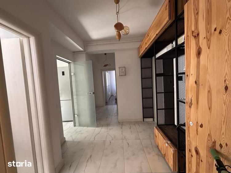 Apartament cu 3 camere în Parcul Carol