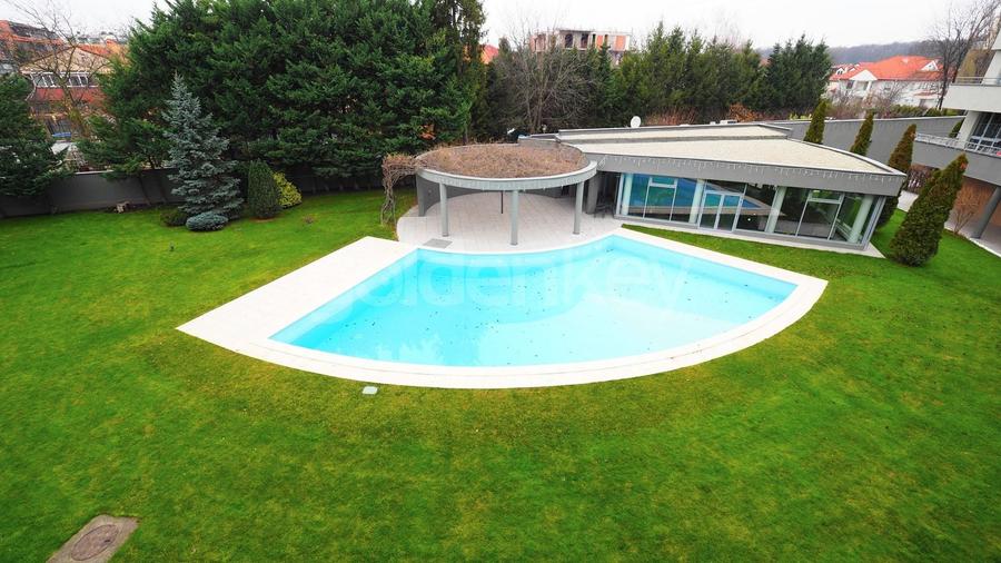 Apartament insorit cu 3 camere | piscina | Cambridge School - 18