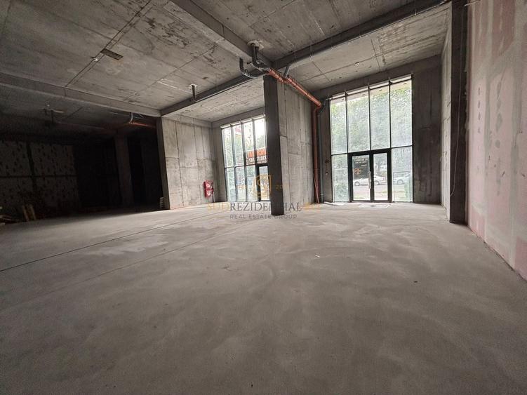 Spațiu comercial, de 526.42999267578 mp, în Berceni