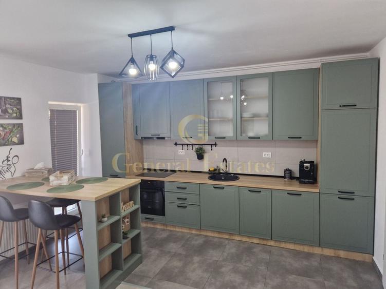 Apartament cu 2 camere semidecomandat în Tractorul