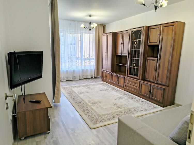Garsonieră decomandată în Avantgarden
