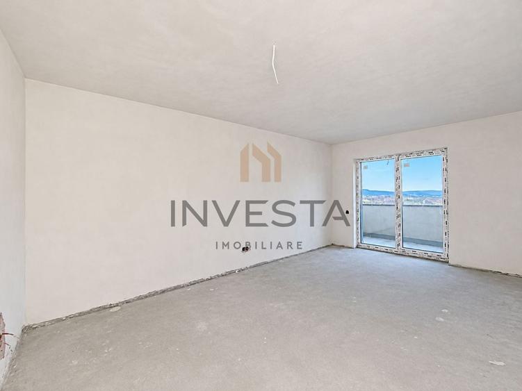 Apartament cu 2 camere semidecomandat în Sopor