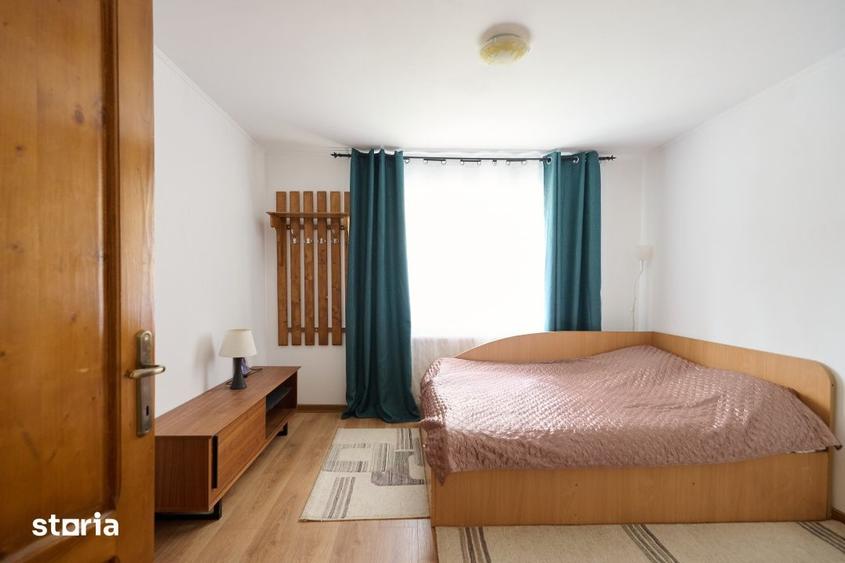 Casă cu 5 camere cu Teren 6412 Mp în Dâmbovicioara