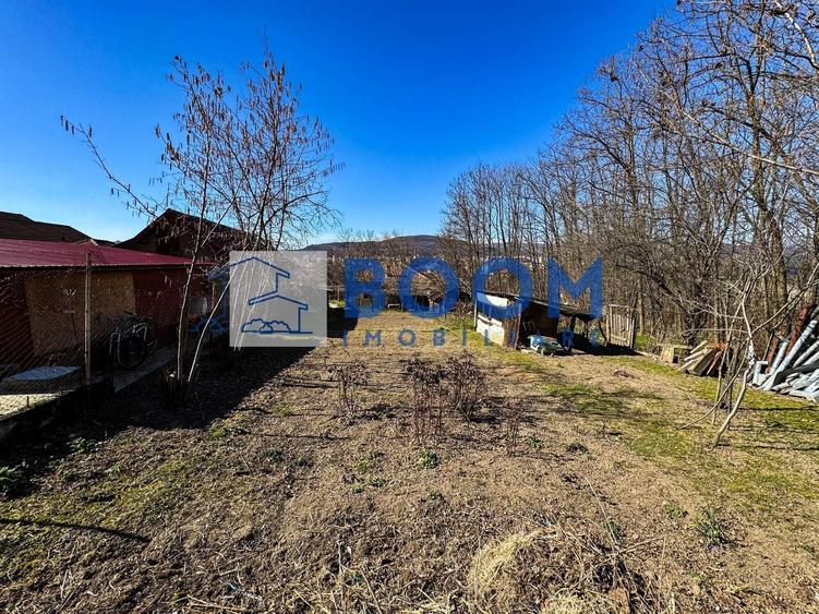 Casă individuală cu 3 camere cu Canalizare în Goranu