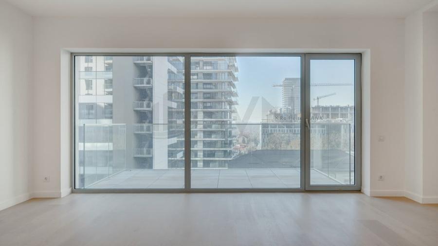 Apartament cu 3 camere decomandat în Aviației
