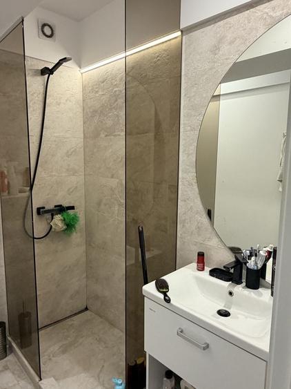 Apartament cu 3 camere decomandat în Mihai Bravu