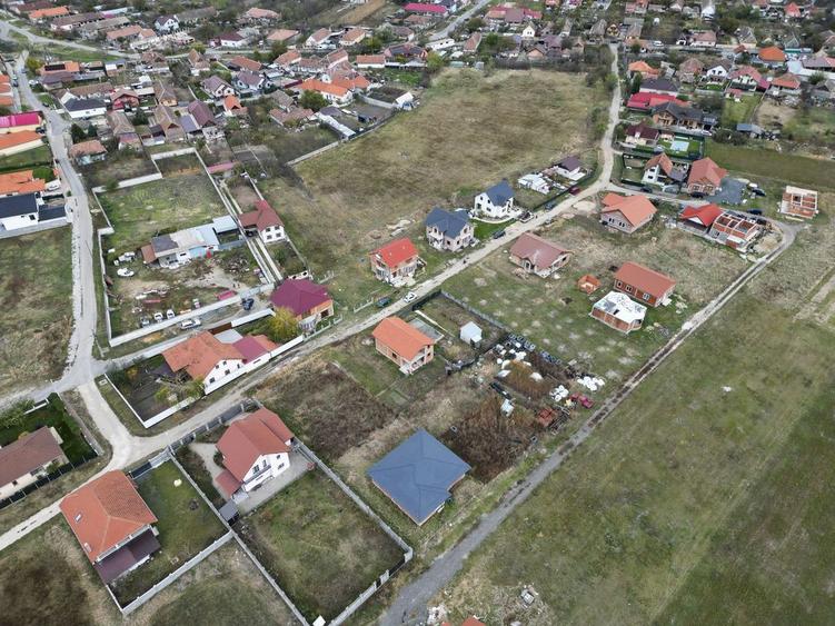 Teren de 500 mp, în Vladimirescu