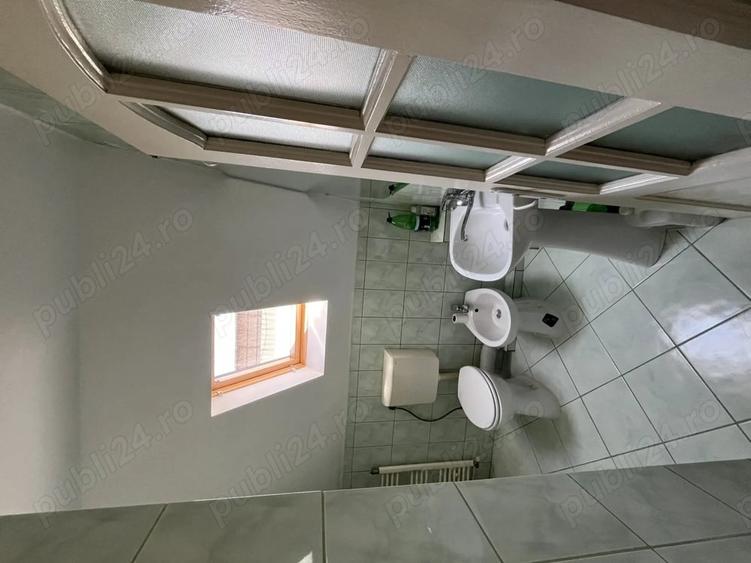 Casă cu 4 camere cu Teren 1219 Mp în Remetea Mare