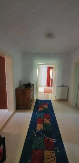 Casă cu Teren 1400 Mp în Central
