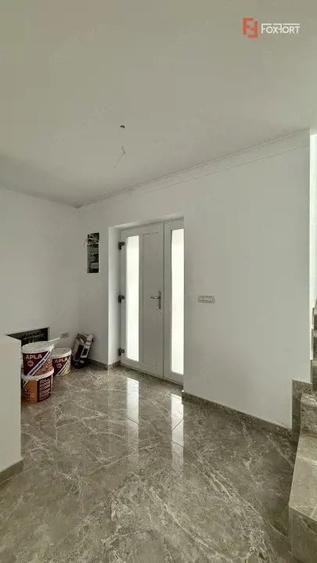 Casă cu 3 camere cu Teren 250 Mp în Giarmata
