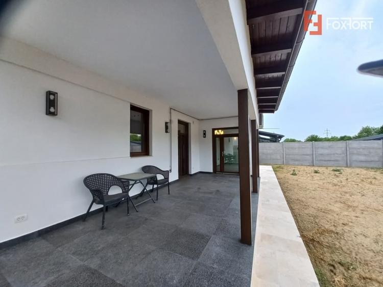 Casă individuală cu 4 camere cu Teren 519 Mp în Ghiroda