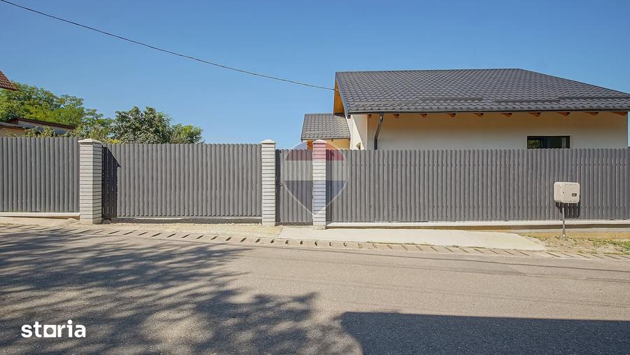 Casă cu 3 camere cu Teren 426 Mp în Tărlungeni