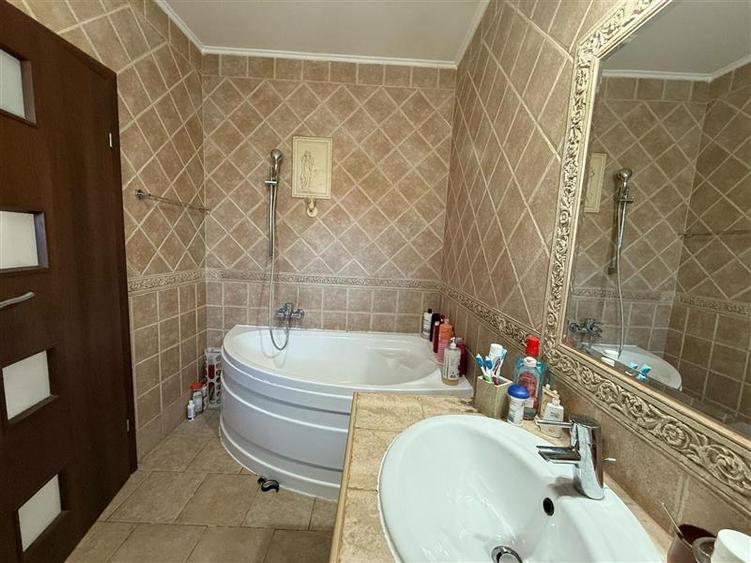 Vila de vanzare   Trapezului - 6