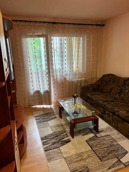 Inchiriez apartament 2 camere - 7