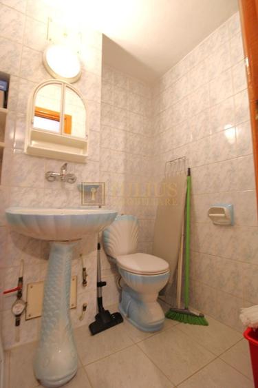 Apartament cu 3 camere decomandat, mobilat în Lunei