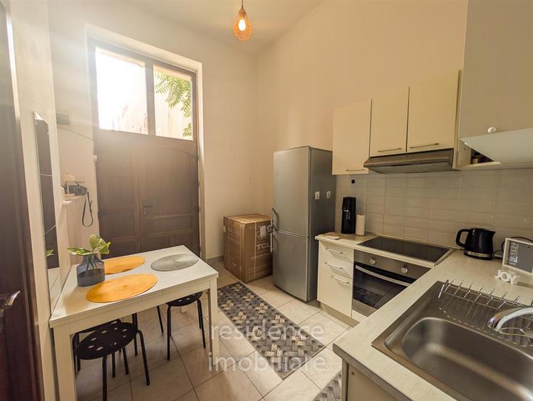 Apartament cu 2 camere decomandat în Ultracentral