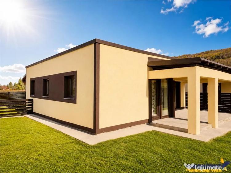 Casă cu 3 camere cu Teren 300 Mp în Noua