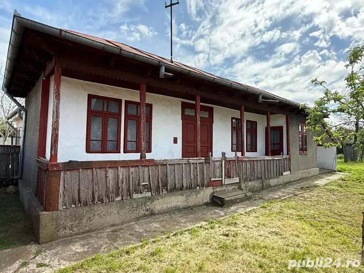Casă cu 3 camere cu Teren 550 Mp în Râmnicu Sărat
