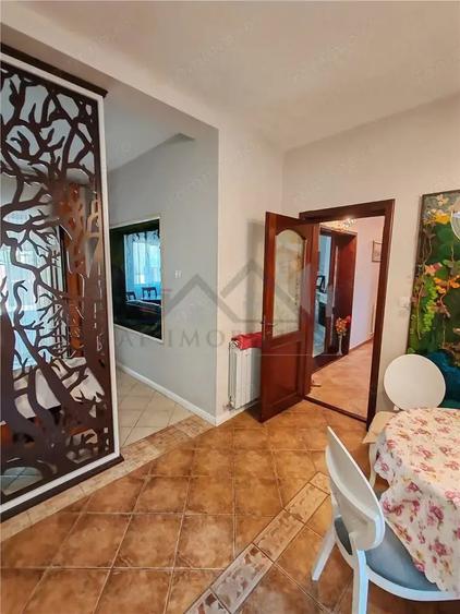Casă cu 3 camere cu Teren 426 Mp în Filiași