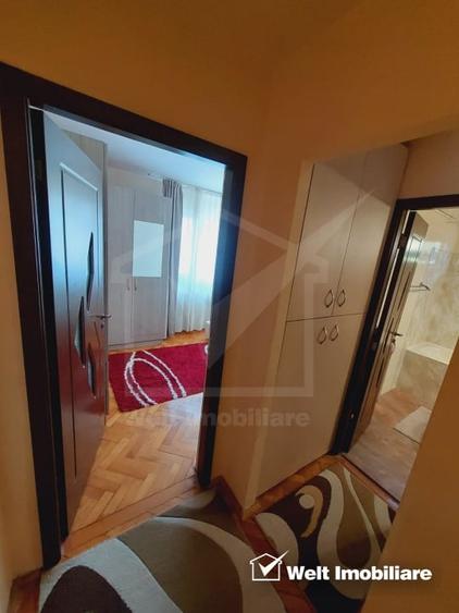 Apartament cu 3 camere semidecomandat, mobilat în Gheorgheni