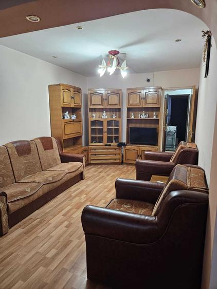 Apartament cu 2 camere decomandat în Radu Negru