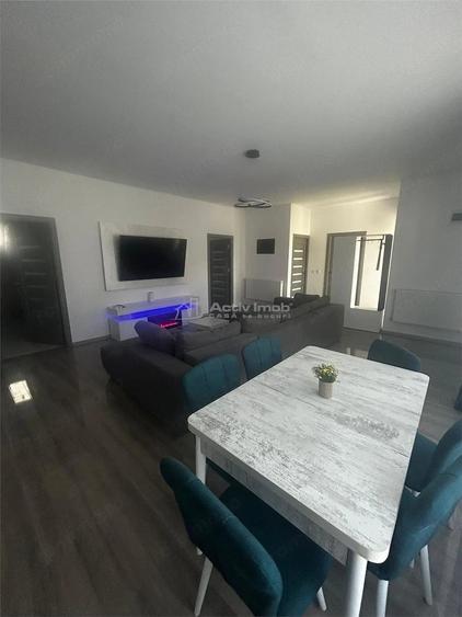 Casă cu 4 camere cu Teren 350 Mp în Central
