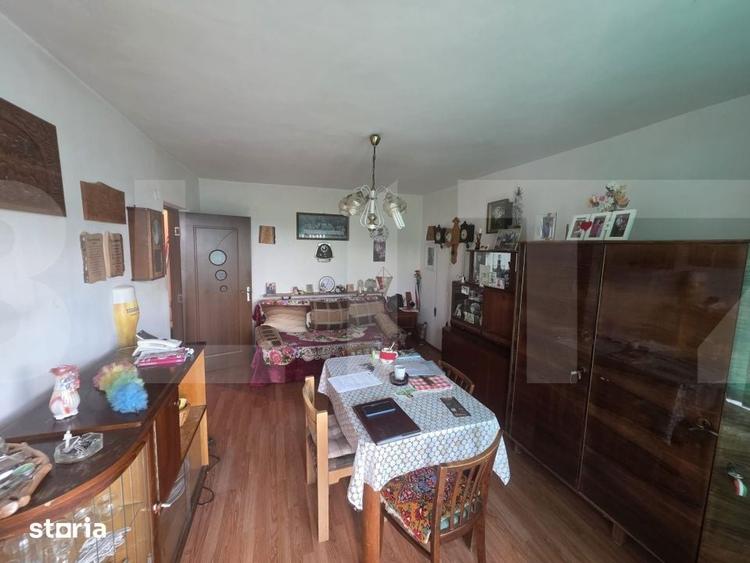 Apartament cu 2 camere decomandat în Simeria