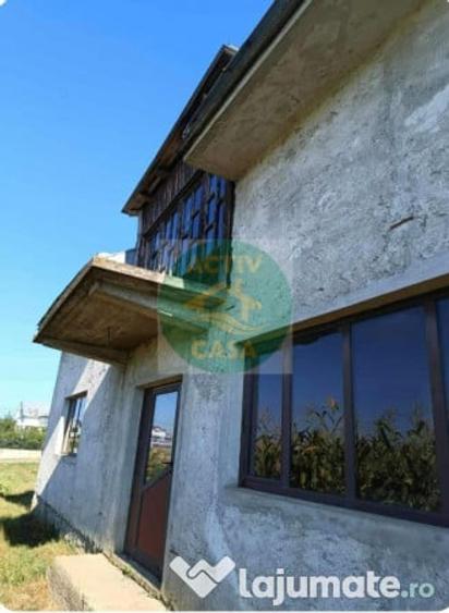 Casa de vanzare, parter si etaj - 3
