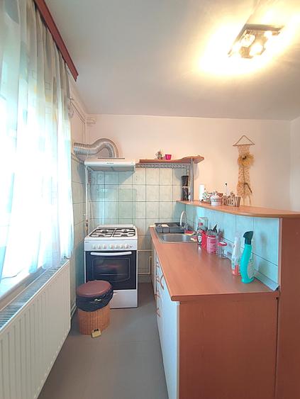 Apartament cu 3 camere decomandat în Inel II