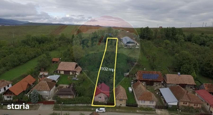 Casă cu 2 camere cu Teren 1102 Mp în Agăș