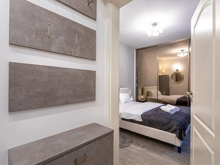 Apartament cu 2 camere decomandat, mobilat în Centrul Istoric