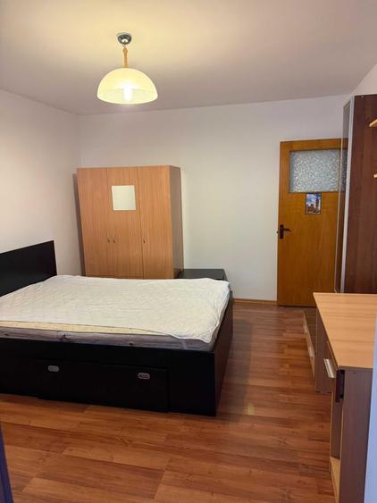 Apartament cu 2 camere decomandat în Drumul Taberei