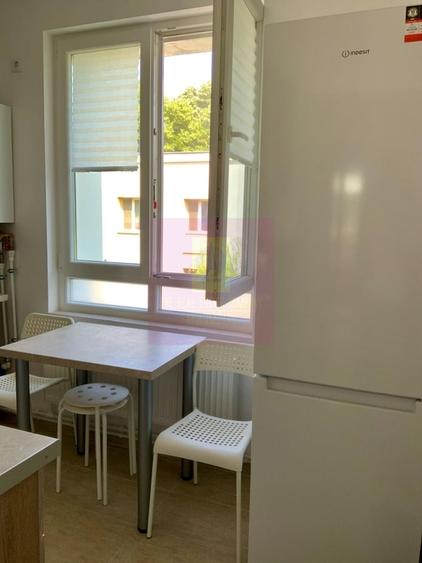Apartament cu 2 camere decomandat în Primăverii