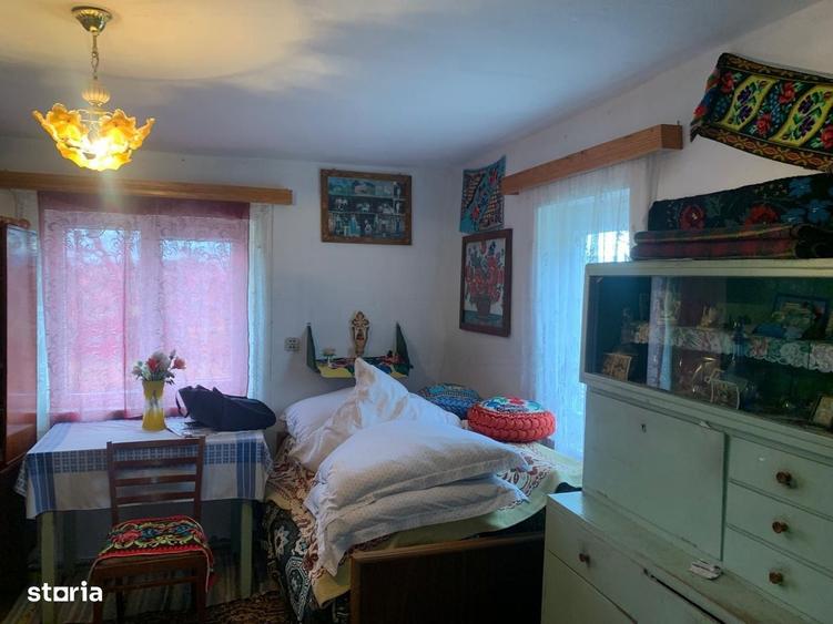 Casă cu 3 camere în Putna