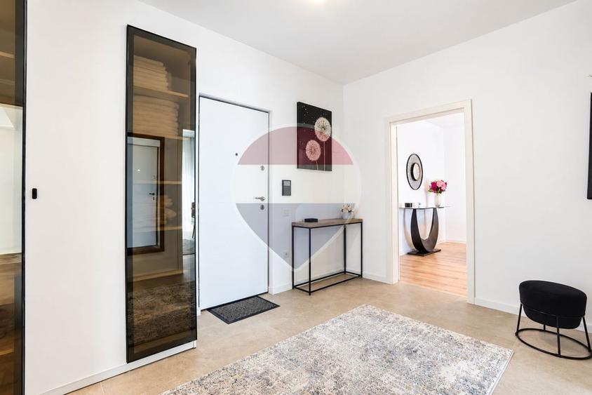 Apartament cu 2 camere decomandat, mobilat în Tractorul