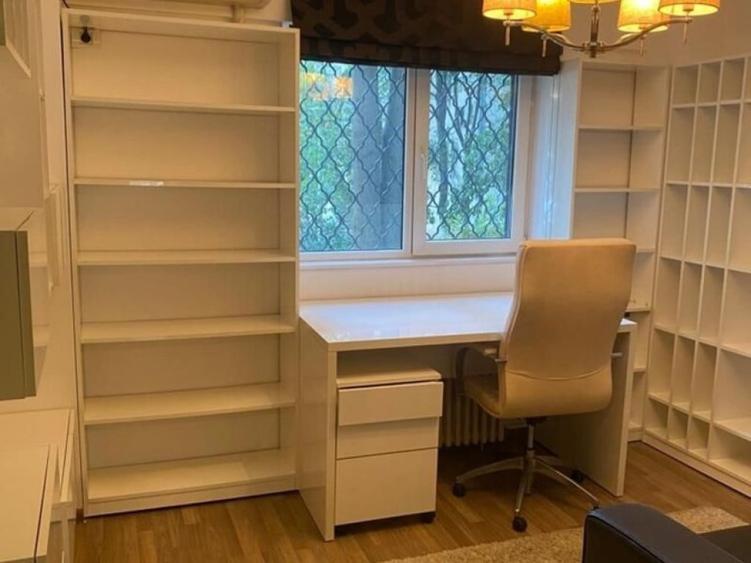 Apartament cu 3 camere decomandat în Muncii