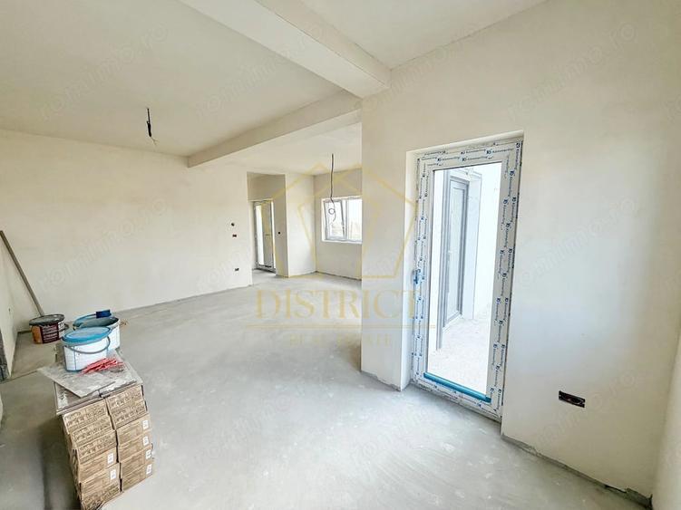 Casă cu 4 camere cu Teren 275 Mp în Urseni
