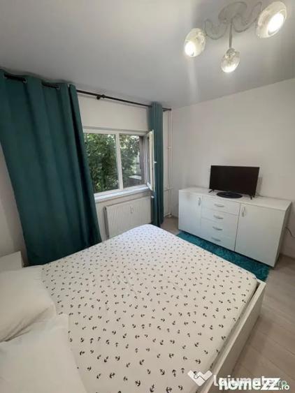 Apartament cu 2 camere decomandat în Rovine